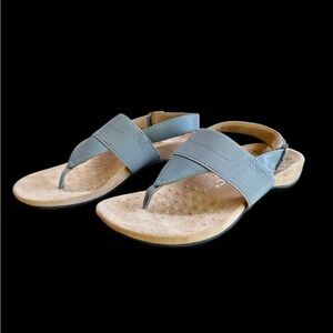 Women’s Vionic Rest Danita Sandals Size 6.5